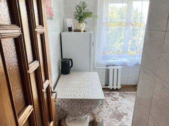ПРОДАМ 2-кімнатну квартиру Берестин (Красноград) Берестин