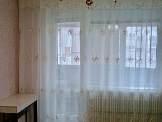Продаж 1-кімнатна квартира, 6-й мікрорайон Лозовая