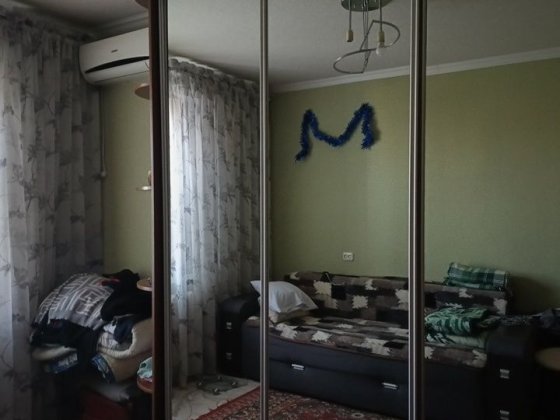 Продам 2-х комнатную квартиру на 6 мн Лозовая