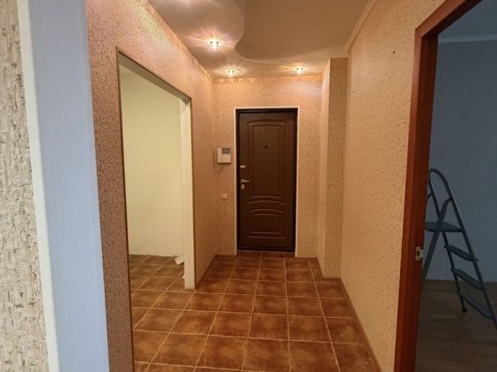 Продам 3-х кім.кв .з ремонтом на 5-му районі. Лозовая