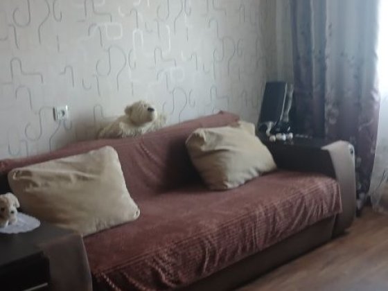 Продам 1 кімнатну квартиру Лозовая