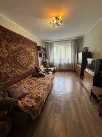 Продам 2-х кімнатну квартиру на 5- му мікрорайоні - фото 1