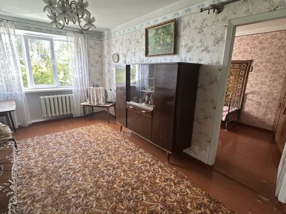Продаж 3-кімнатної квартири по вул. Є.Чикаленка (Першотравнева) Лубны