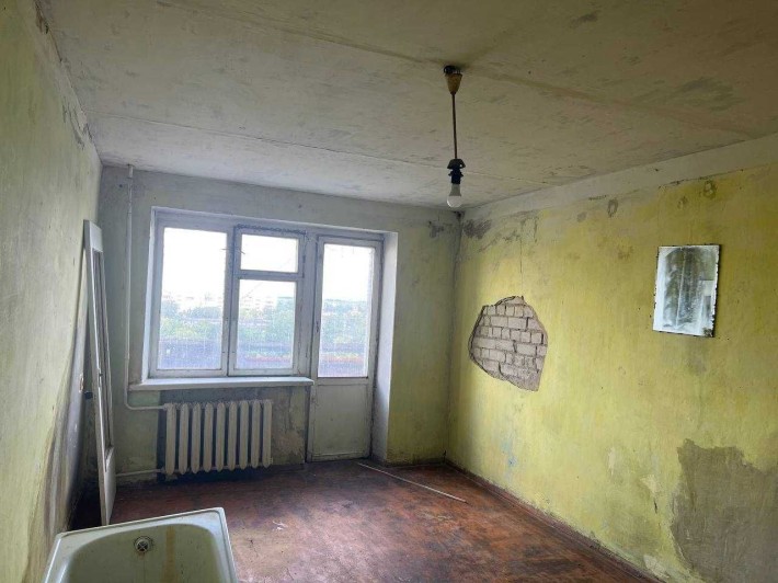 Продаж 1к квартири в центрі міста Лозова - фото 1