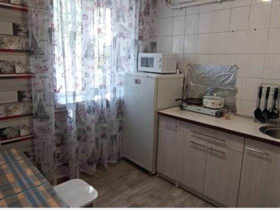Продам двокімнатну квартиру. Марганец