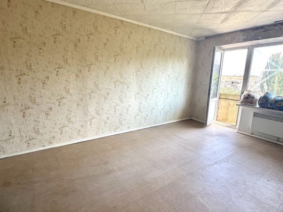 Продам 3-х чешку в р-не Института Марганец