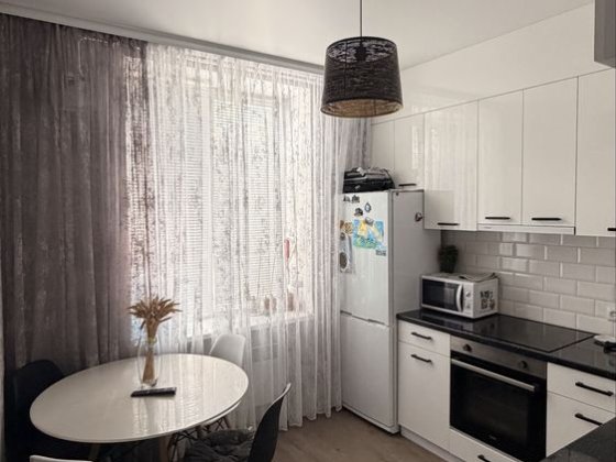 Продам 3х комнатную квартиру Марганец
