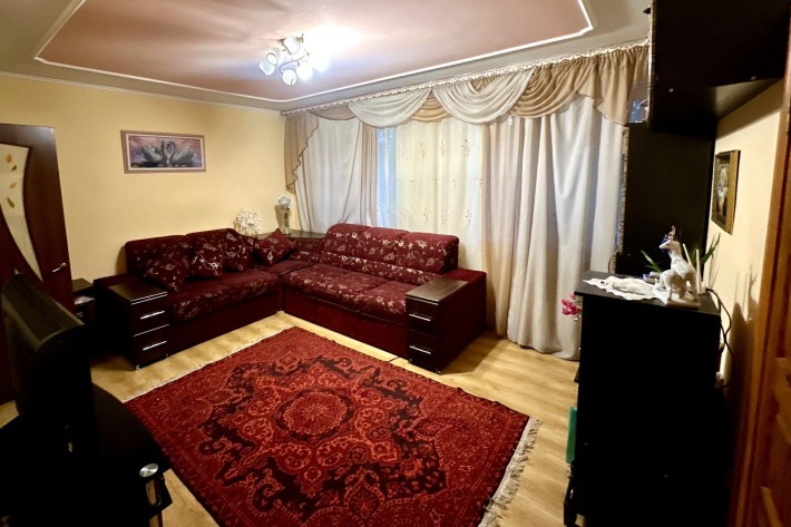 Продається квартира в місті Малин - фото 1