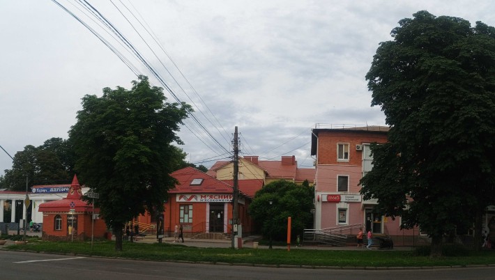 Хвилина до курорту. Квартира вРеальному серці Миргорода. Топ локація. - фото 1