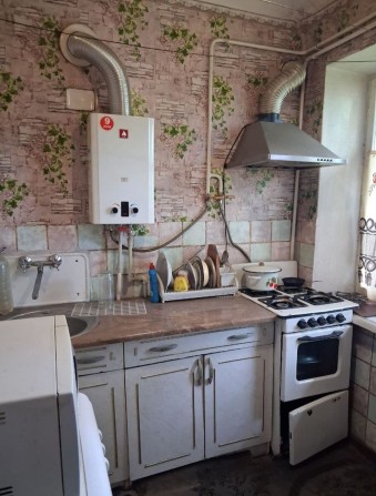 Продам 3-кімнатну квартиру в центрі м. Лубни - фото 1