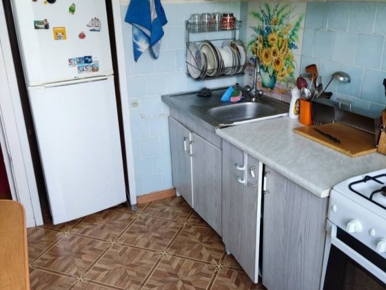 Продам трикімнатну квартиру Звягель
