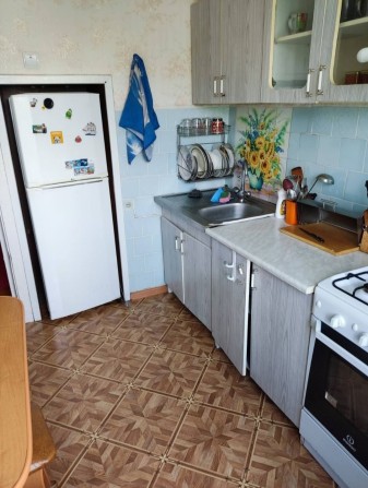 Продам трикімнатну квартиру - фото 1