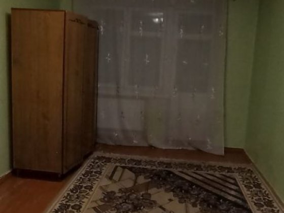 Продам 1 кімнатну квартиру Звягель