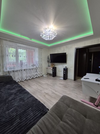 Продам 3 кімнату квартиру - фото 1