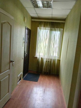 Без комісії. Продаж 2-кімнатної квартири площею 42 м², район Лікарні - фото 1