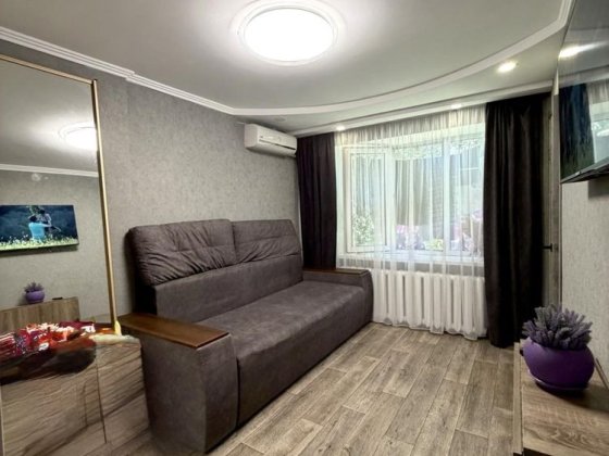 Продам 2-кімнатну квартиру район Варусу Самар