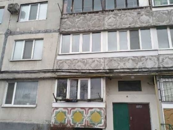 1/3 частки двокімнатної квартири Павлоград