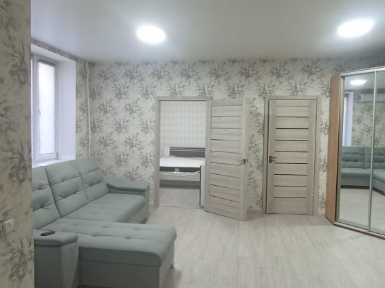 Продам 2х комнатную квартиру центр Павлоград
