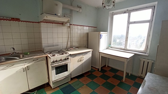 Продам 3-к. квартиру - фото 1