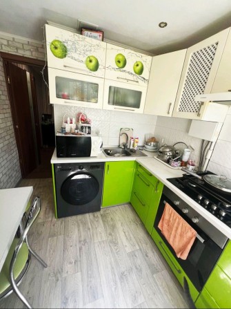Продам хорошую 1-к. квартиру в центре - фото 1