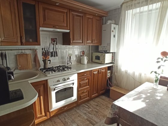 Продам хорошую 3-к. квартиру с ремонтом и газовым отоплением Самар