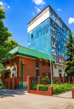 ПРОДАМ простору 3-кімнатну квартиру в м.Самар, район «Сільпо»/"Ромин двір". - фото 1