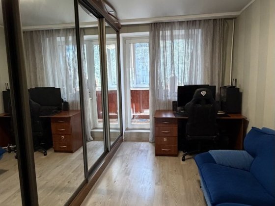 Продаж 4км. квартира  Трейд Парк Самар