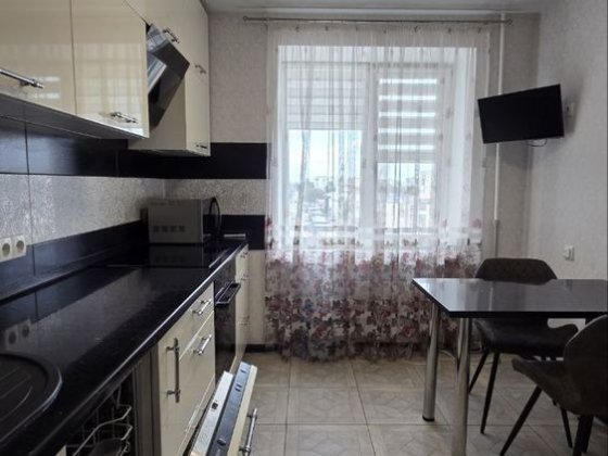 Срочно продам 2х кв в центре ремонт мебель техника Самар
