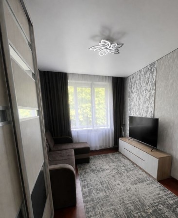 Продам квартиру р-н (Молокозавод) - фото 1