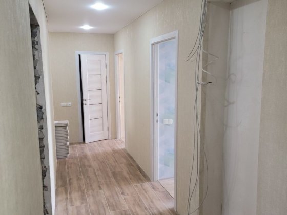 Продам 4х кімнатну квартиру з інд.газовим опаленням Павлоград