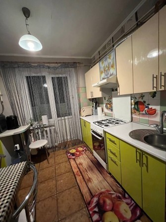 Продаж 3 кімнатної квартири м.Сарни район автовокзалу - фото 1