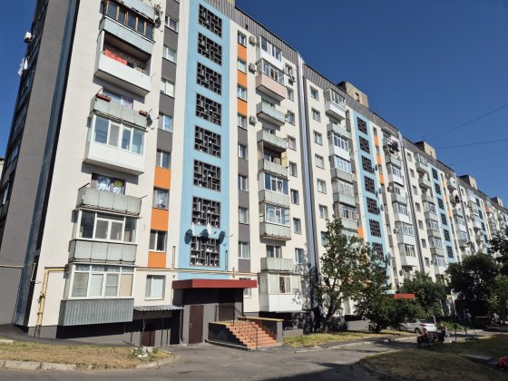 Срочно продам трехкомнатную в центре с видом на море Світловодськ