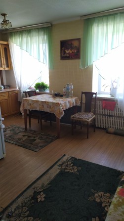 Продається трьохкімнатна квартира - фото 1