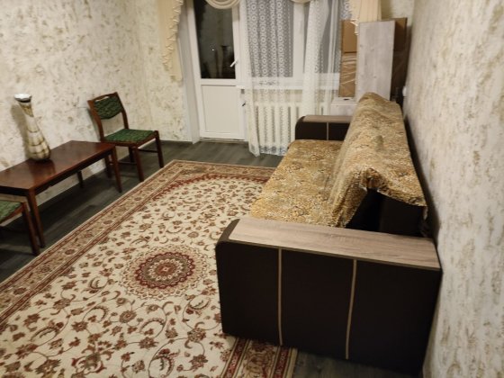 Продам квартиру 2-х кімнатну на 40-років Павлоград