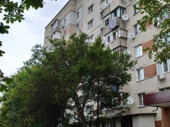 продається 2 кімнатна В Смілі Смела