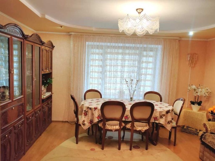 Продаж 2-кімнатної квартири 56 м² + ГАРАЖ + КЛАДОВА |2-й поверх | Ремонт | Меблі | Техніка - фото 1