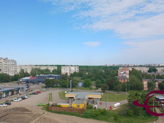 продаж 3 х кімнатної квартири в Смілі Сміла