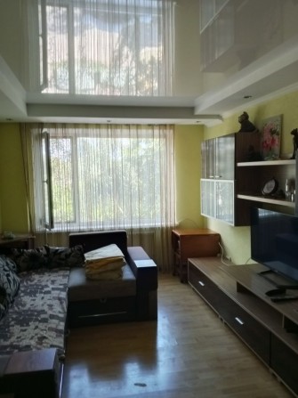 Продам 3-кімнатну квартиру м. Сміла - фото 1