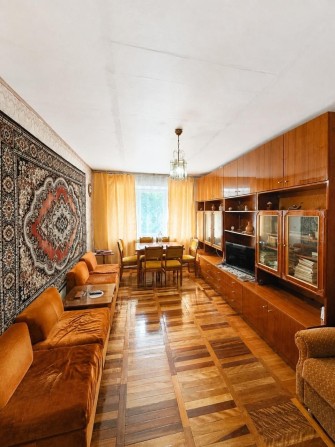 3 Кімнатна Квартира Напроти Ринку, АТБ ! - фото 1