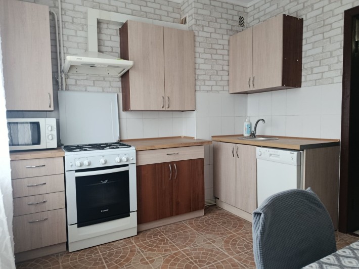 Продам двокімнатну квартиру - фото 1