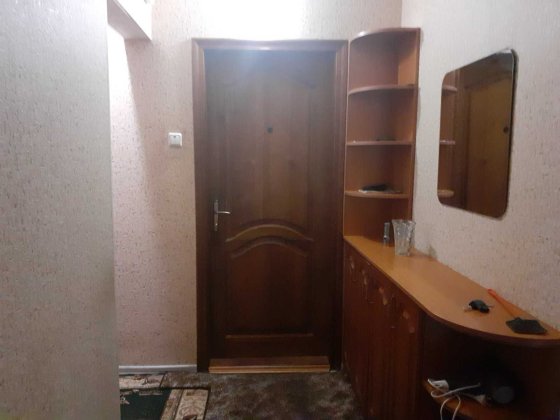 Продам  2 кімнатну квартиру с. м.Снітинка  Киівська обл. Фастів