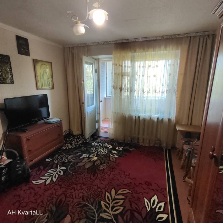 Продам 3к квартиру Локомотивна 1 Погреб Гараж Ділянка - фото 1