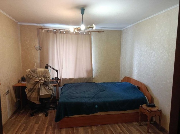 Продам 4+1 комнатную квартиру 86.7 м² + 12м² , центр города + подвал - фото 1