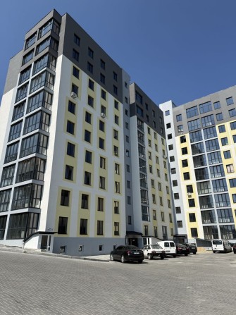 продається 3-х кімнатна квартира в новобудові (центр міста Умань) - фото 1