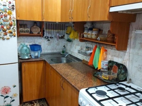 Продається трикімнатна квартира Умань
