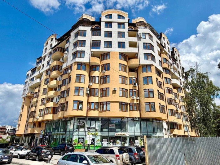 Продаж видової 2-кімнатної квартири в елітному ЖК на вул. Роксолани, 6, м. Трускавець - фото 1