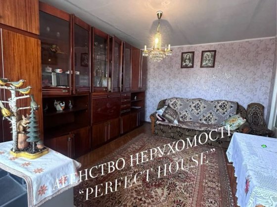 Продається 1 но кім на середньому пов пл. 38 кв м Шептицький