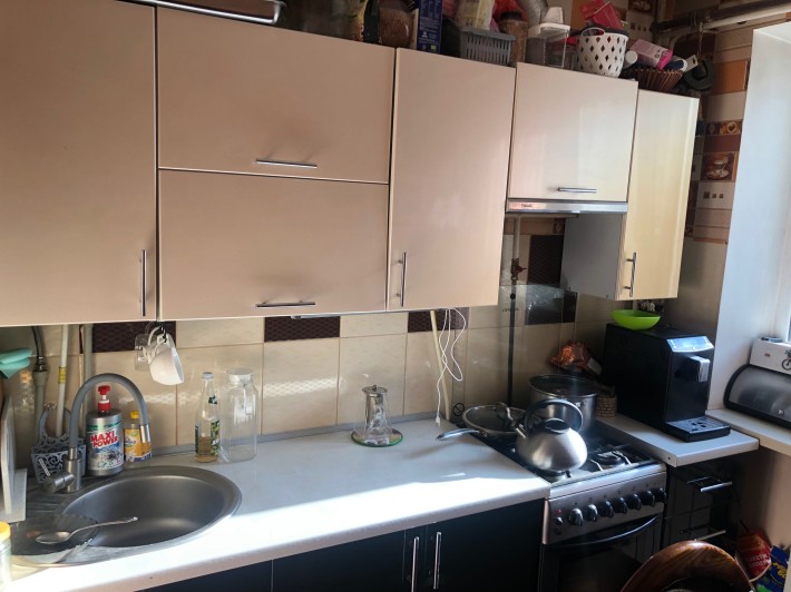 Продам 2 кімнатну квартиру у центрі міста. - фото 1