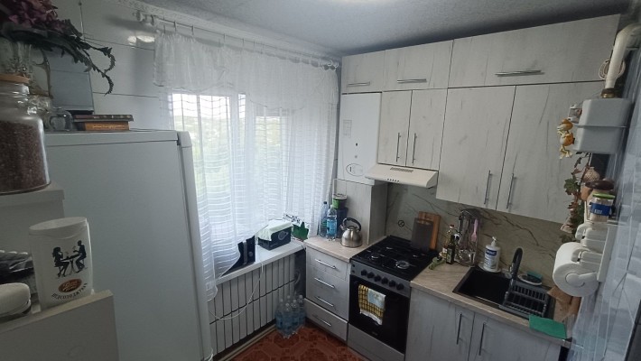 Продаж 3 кімнатної квартири, автономне опалення, Чугуїв - фото 1