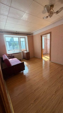 В продаже двухкомнатная квартира в Чугуеве, улица Харьковская 114 - фото 1